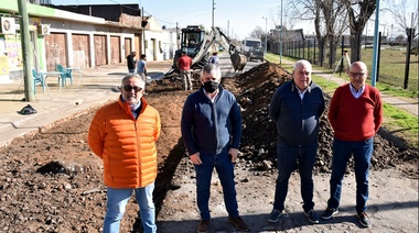 Britos presentó el inicio un nuevo plan de asfaltado urbano