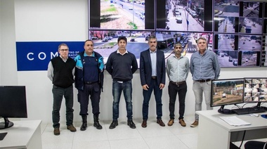 Funcionarios de seguridad recibieron al sector comercial e industrial