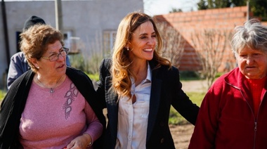 Victoria Tolosa Paz estuvo en Nueve de Julio y desplegó una variada agenda