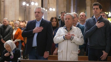 Con ausencia opositora, el peronismo unido en respaldo a CFK