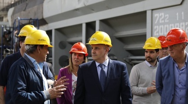 Guerrera recorrió el taller Ministro Mario Meoni y destacó su trabajo