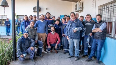 Petrecca entregó indumentaria de seguridad a los empleados