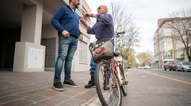 Aiola al gobierno por la nafta: "si sigue aumentando, todos en bicicleta"