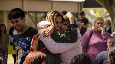 Entregan 38 viviendas en Alberti y 23 nuevos lotes a familias adjudicatarias