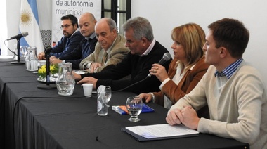 Revilla impulsa la creación de un sistema de orientación integral para alumnos del secundario