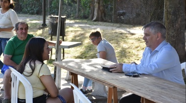 Britos dijo tener "muchas coincidencias" con Santill pero se despegó de sus representantes