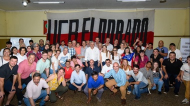 "Tenemos un Presidente que está ausente", arremetió Morales