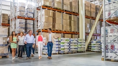 Petrecca confirmó beneficios para comerciantes y emprendedores