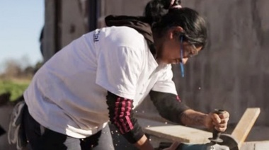 El gobierno piensa en un "aguinaldo" para beneficiarios del Potenciar Trabajo