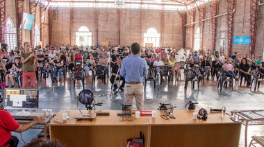 "Proyectar nació para cumplir sueños", dijo Petrecca