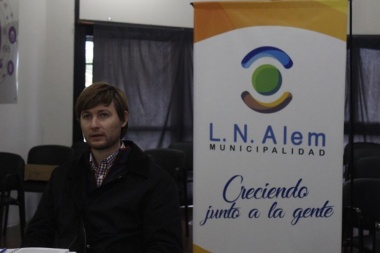 Cierran acuerdo salarial superior al 50% con municipales en Leandro N. Alem