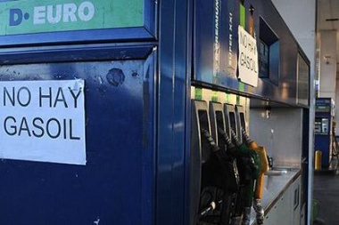 Revilla volvió a reclamar un plan de contingencia ante la falta de gasoil