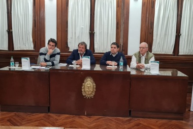 Roberto Costa presentó "Los Concejales" en 9 de Julio