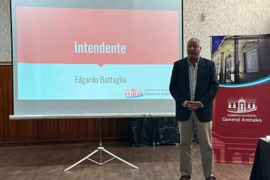 Battaglia reunió a su gabinete en General Arenales y repasó gestión 2022