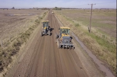 Desarrollo Agrario informó mejoras en 3.700 Km de caminos rurales en PBA