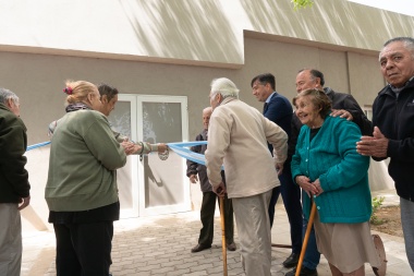 Flexas inauguró nueva residencia para personas mayores en Los Toldos