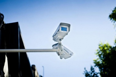 Colocan nuevas cámaras de videovigilancia en General Arenales