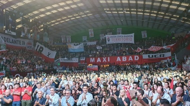 La cuarta en primera fila para apoyar la candidatura bonaerense de Abad
