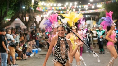 Cerraron las multitudinarias noches de los corsos 2023 en Baigorrita