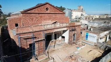 El municipio de Alberti comprará más equipamiento para el cine teatro Roma