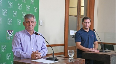 Britos cuestionó la falta de habilitación del hospital y lo vinculó con la política