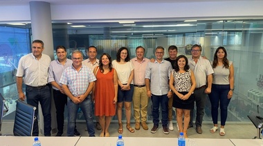 Con presencia de la cuarta, Evolución Radical mantuvo reuniones en CABA