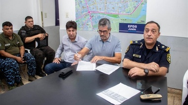 Reunión por el operativo de seguridad del partido entre Sarmiento y River