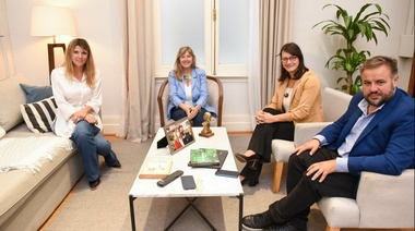 Mazzutti, Laguzzi y Leiva se reunieron con Cristina Álvarez Rodriguez