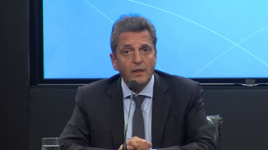 Anuncios de Massa: dólar agro a $ 300 y sanciones para quienes “no juegan limpio”