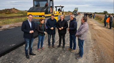 Katopodis recorrió la Variante Chacabuco de la Autopista de la Ruta 7