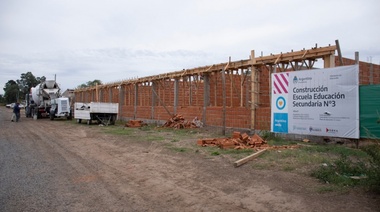 Avanza la construcción del edificio de la secundaria 3 en Alberti