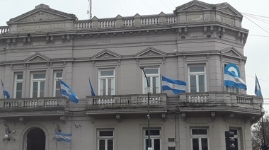 Presupuesto 2024: bajar gastos y mantener servicios