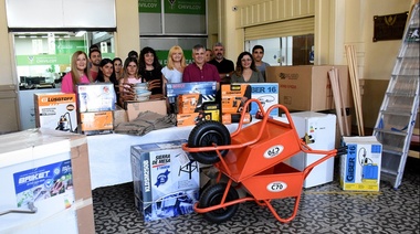 Britos entregó herramientas por más de 38 millones y medio de pesos