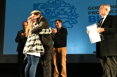 Provincia avanzará con la firma de escrituras para vecinos de Rivadavia