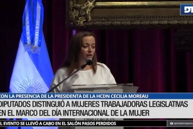 Día internacional de la mujer: Diputados distinguió a mujeres trabajadoras legislativas