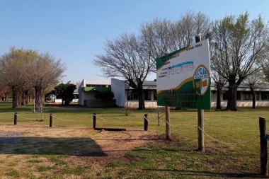 Licitan obras de infraestructura en tres escuelas de Alberti por casi 39 millones de pesos