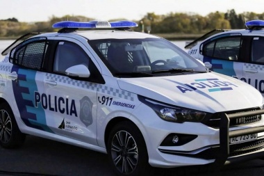 Civiles en patrulleros: "es insólito y peligroso", afirman desde la cuarta