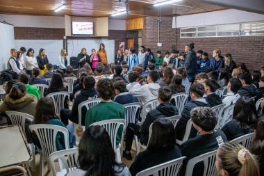 En Junín, funcionarios y concejales visitan colegios secundarios para promover el Concejo Estudiantil