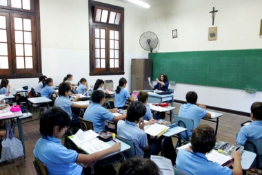 Colegios privados aumentarán en torno al 7% en mayo