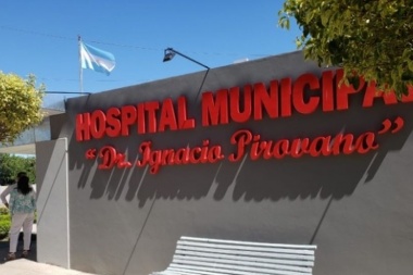 Revilla presentó al nuevo equipo de salud en su visita al hospital municipal