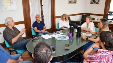 Gentile recibió a la Cámara de Comercio de 9 de Julio