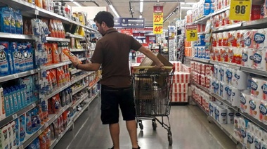 La inflación se disparó otro 10% en la primera quincena de enero