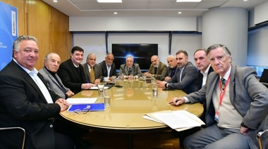 Se firmó la revisión de la paritaria mercantil