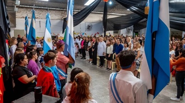 De Miguel acompañó el inicio del ciclo lectivo 2024 en Junín