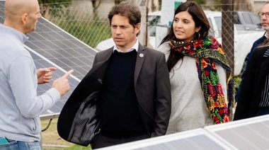 El gobernador Kicillof visitó la planta de clasificación de residuos de Alberti