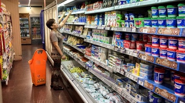 Se profundiza la caía en el consumo de lácteos