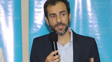 "Es nuestro deber acompañar a los buenos policías", dijo Petrecca