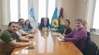 Golía reunió a su equipo económico para avanzar en un "plan de ahorro"