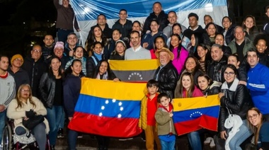 Intendente PRO recibió a venezolanos residentes en su distrito