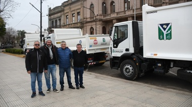 Britos presentó maquinaria adquirida con fondos municipales